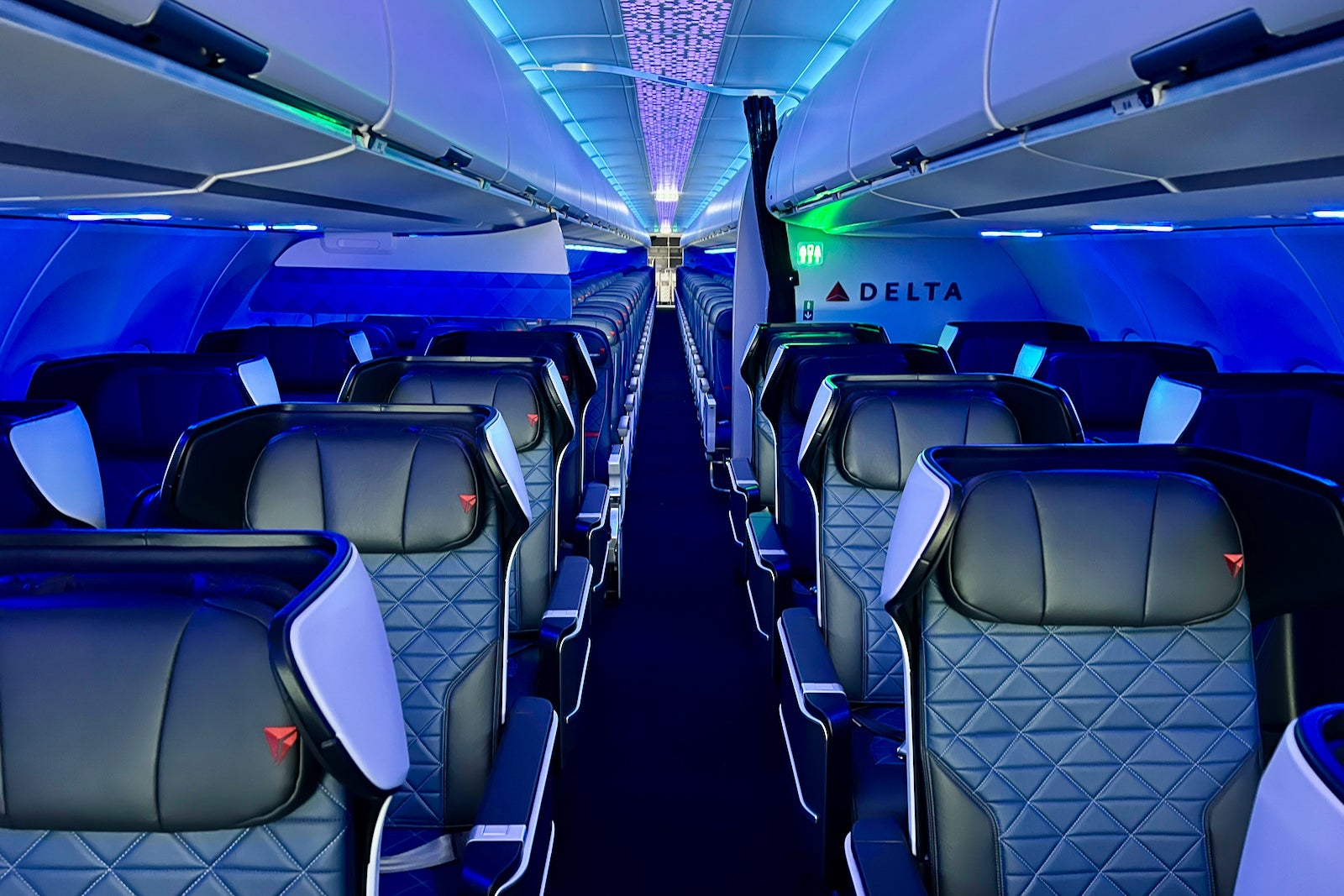 Delta’s swanky new domestic jet will fly to Hawaii from a 2nd base Delta Airbus A321neo Zach Griff 5