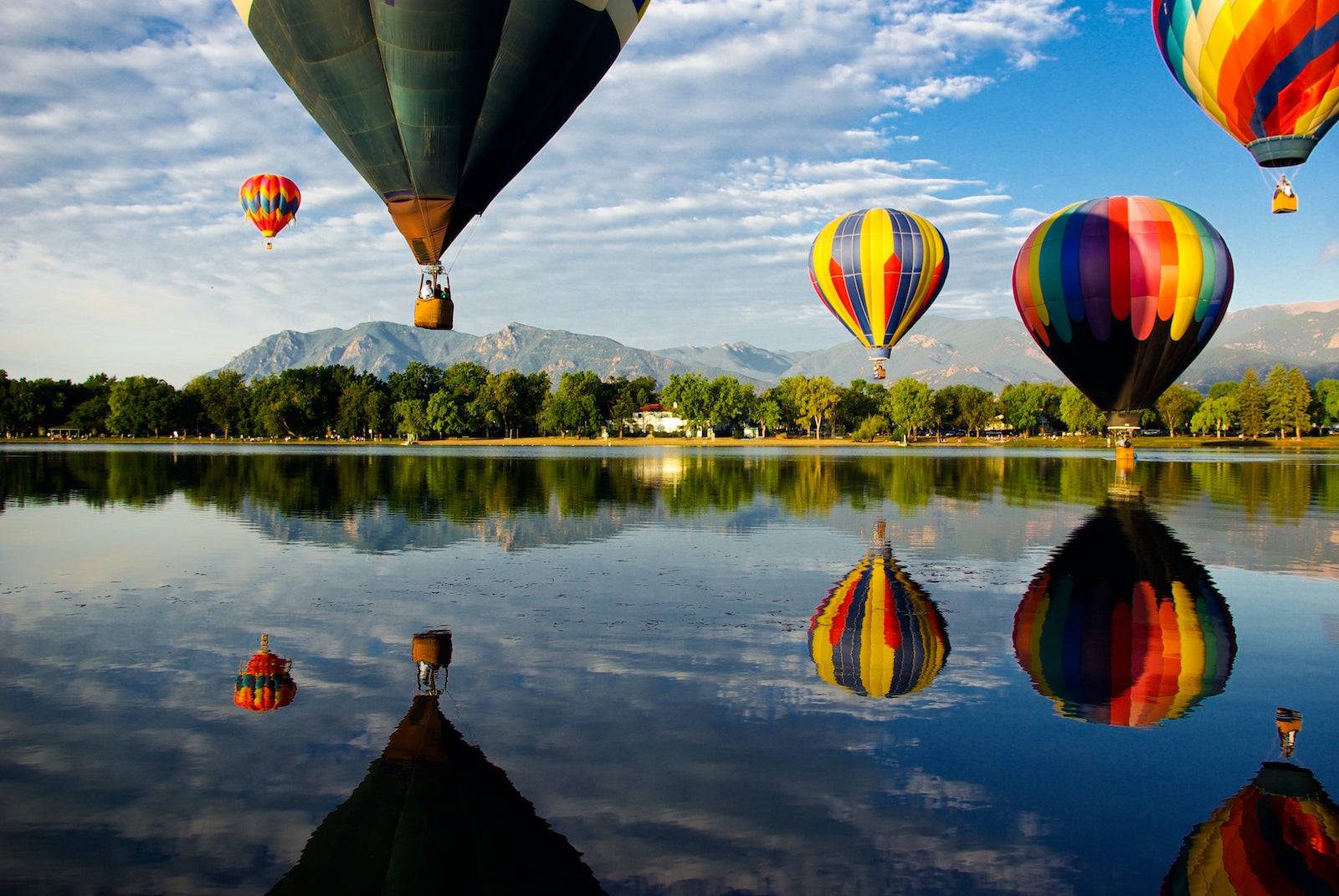 Deal alert: Flights to Colorado as low as $168 round trip - The Points Guy