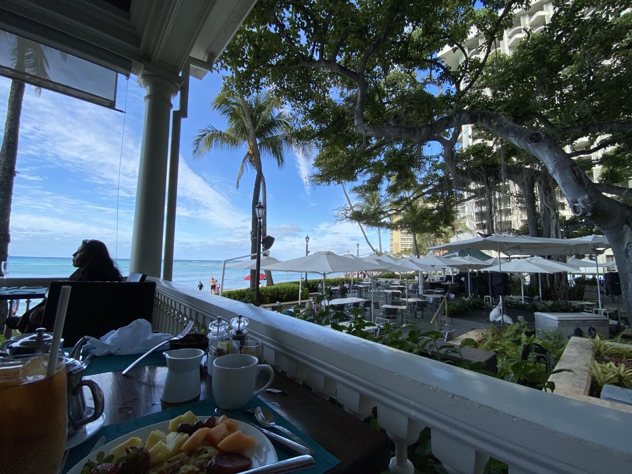 Moana Surfrider Breakfast