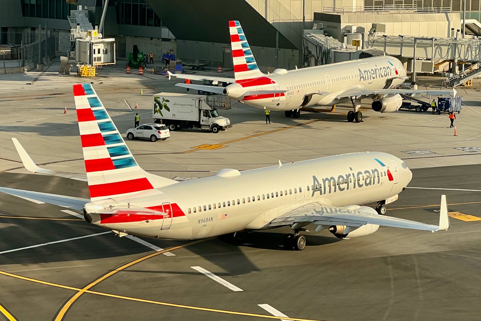 American Airlines Boeing 737 New York LaGuardia