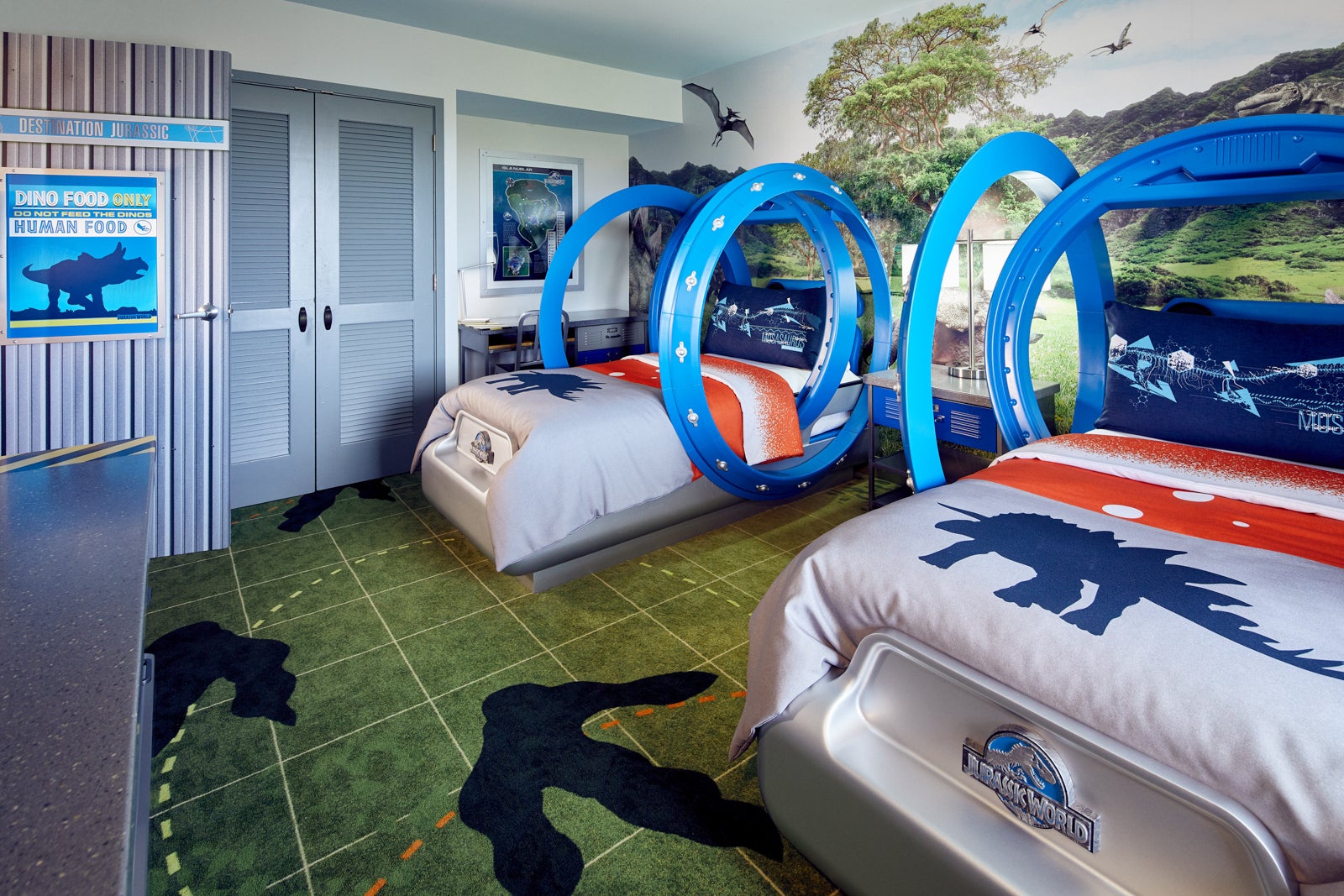 Jurassic World themed hotel suite