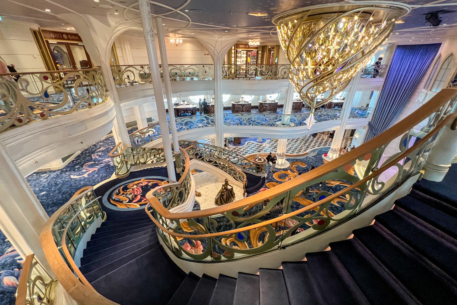 disney dream cruise ship inside