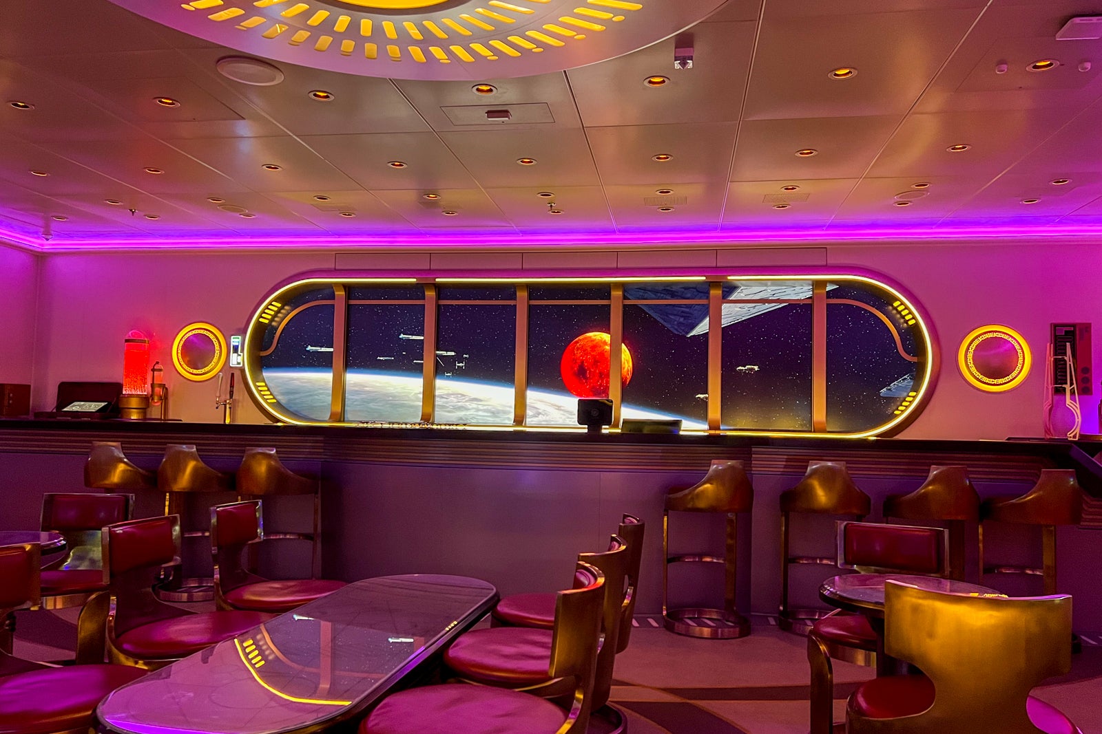 Disney Wish Hyperspace Lounge