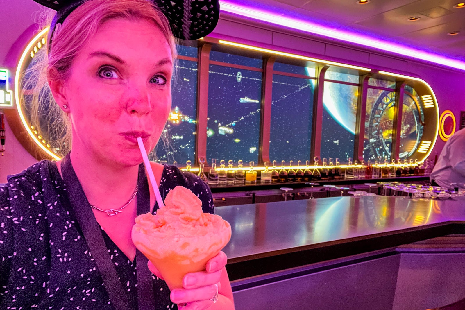 New Star Wars: Hyperspace Lounge bar opens on Disney Wish: Here's what it's  like - The Points Guy