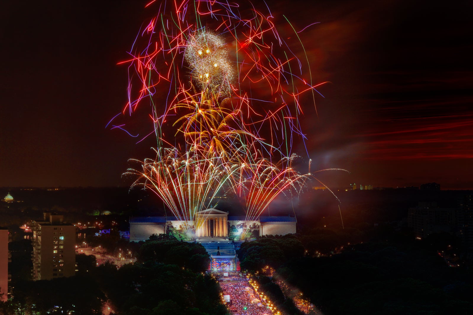 Must See Fireworks this 4th of July - BHHS Fox & Roach