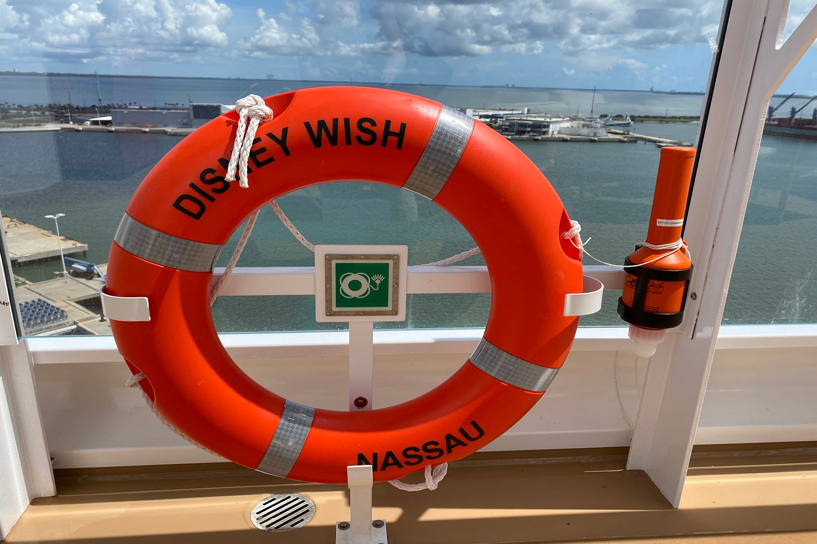 the wish disney cruise boat