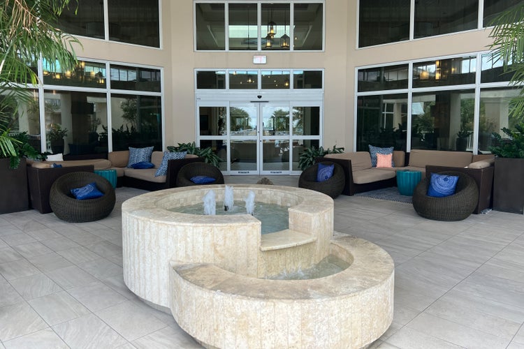 Battle of the Key Largo beachfront hotels Baker’s Cay and Playa Largo