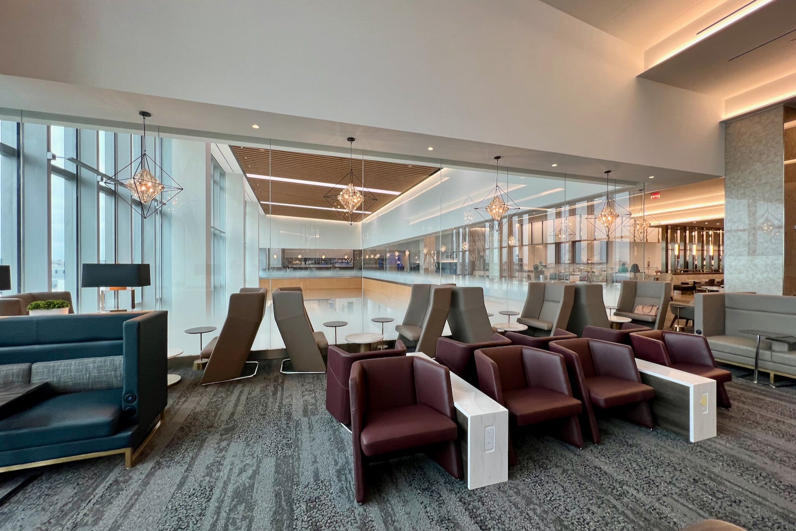 First look at Delta's largestever Sky Club, opening in the new