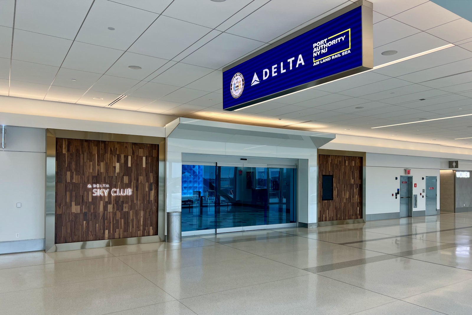Delta overhauls Sky Club access policy, makes big cuts to reduce  overcrowding - The Points Guy