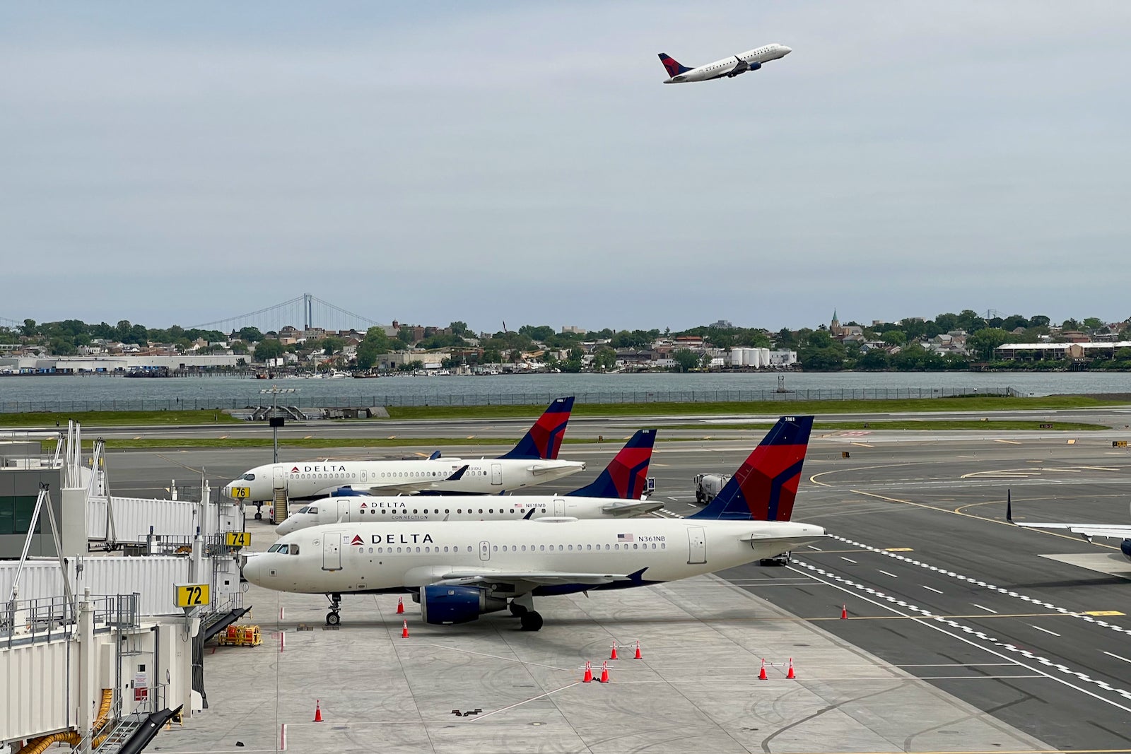 Delta drops 4 domestic routes, including one new one from Boston - The ...