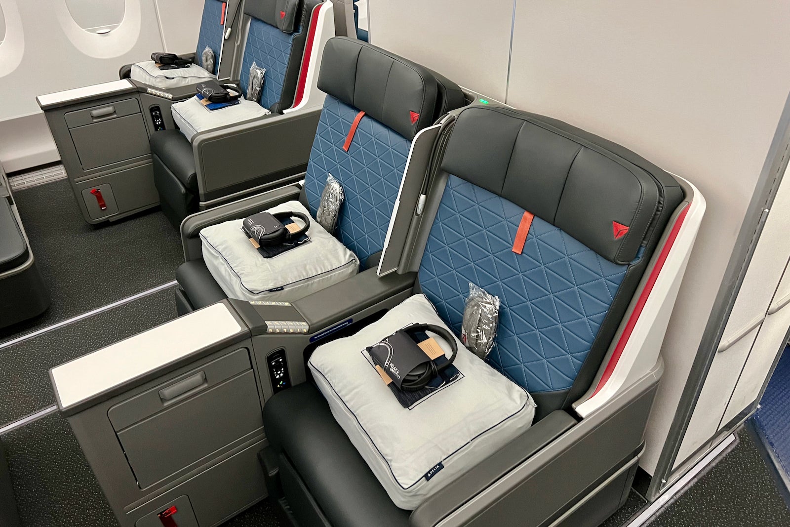 Delta One Airbus A350 Used LATAM Business Class