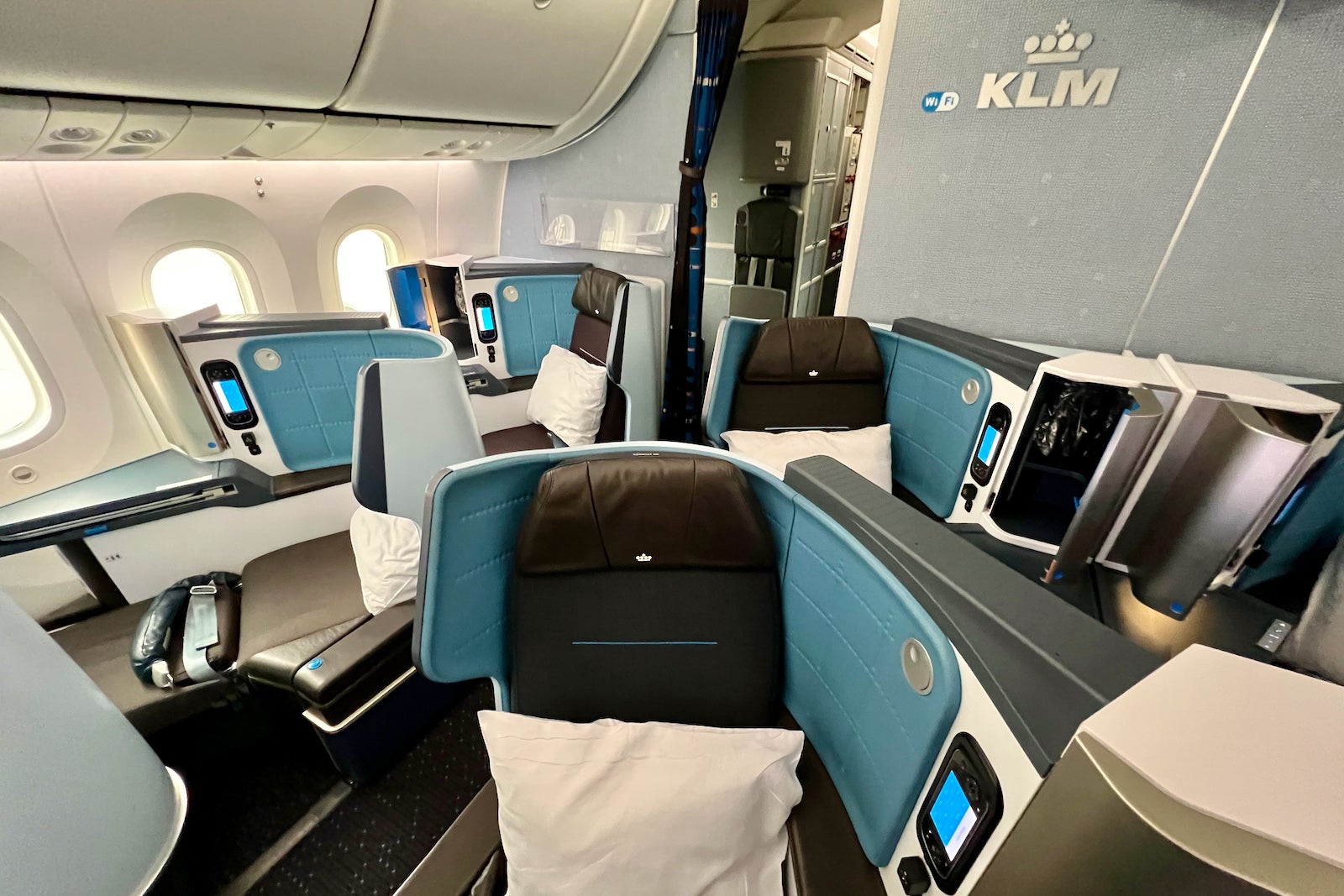 KLM Boeing 787-9 Dreamliner Business Class SCL EZE