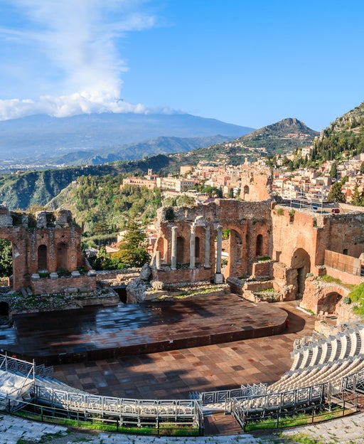 Deal of the day: Round-trip premium economy flights to Italy for just 100K United miles