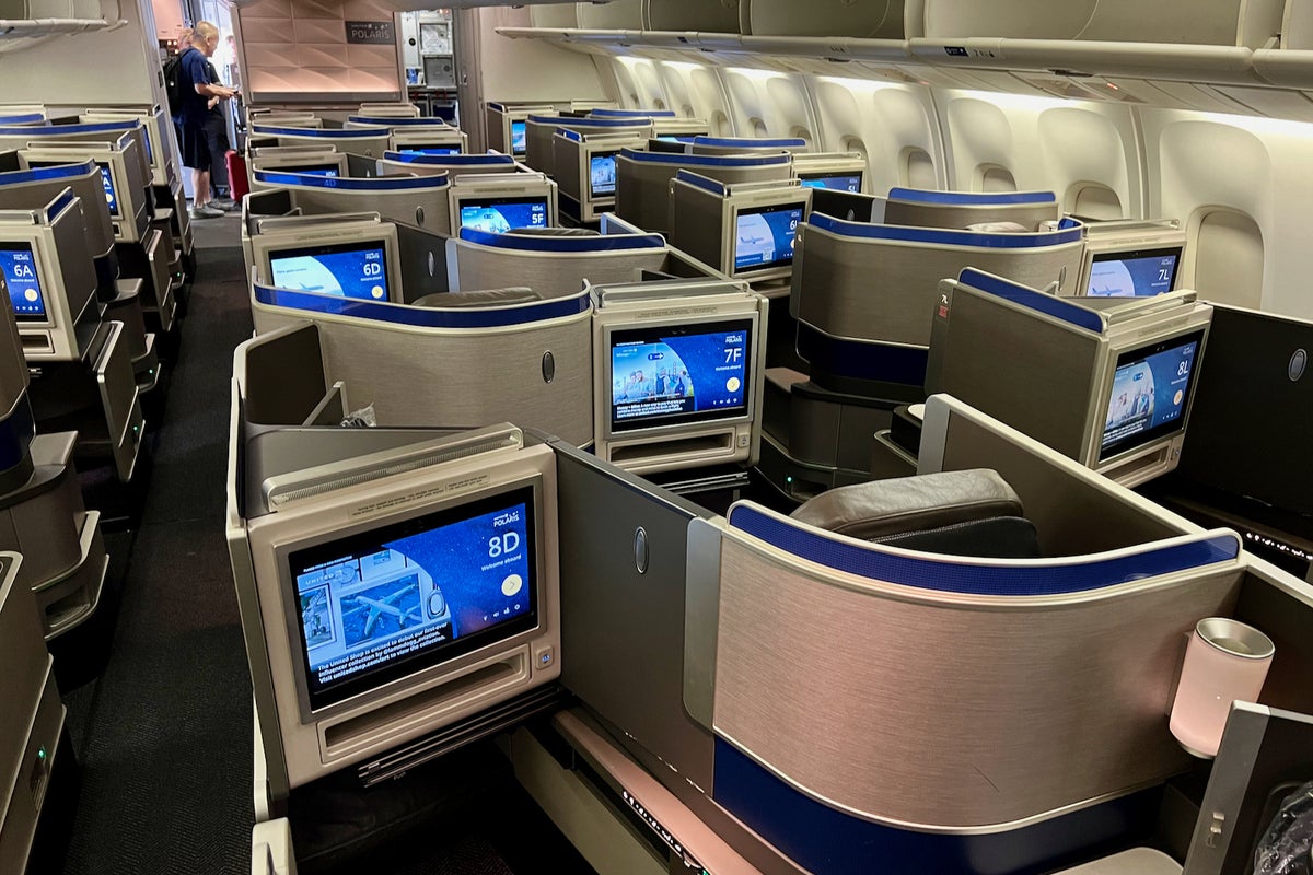 United Makes It Harder To Earn Premier Status, Adds New Ways To Unlock 