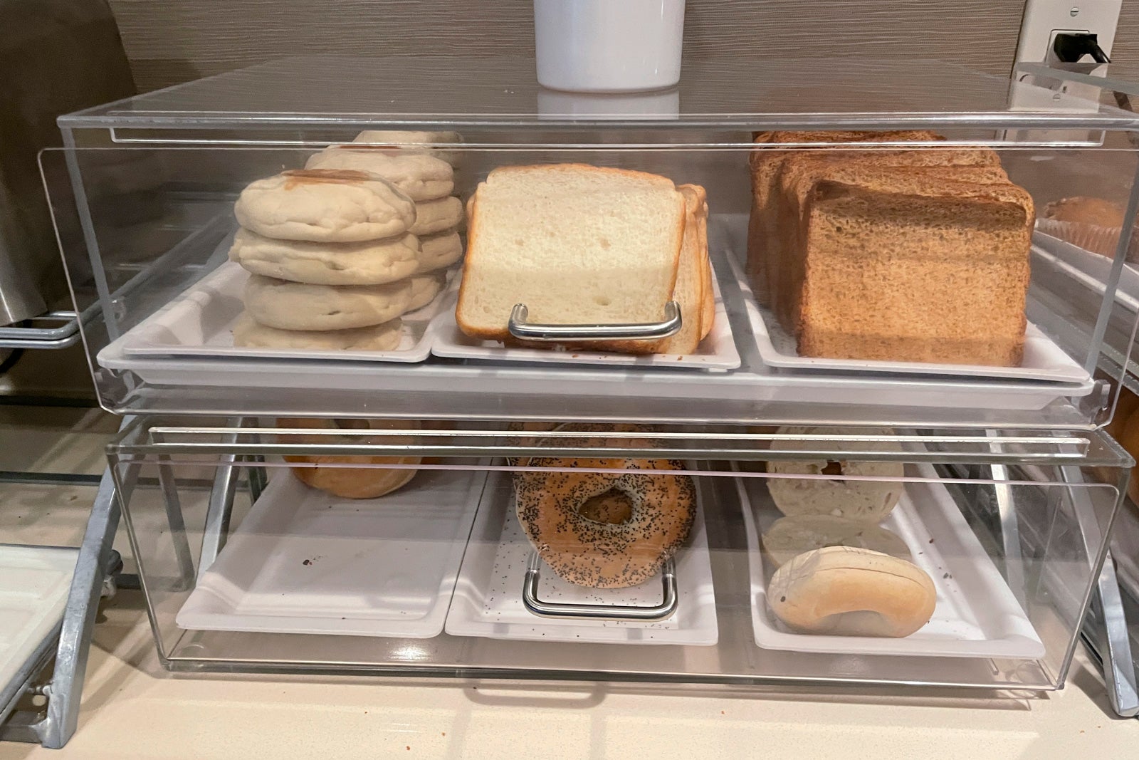 The 10 best free hotel breakfasts across the US - The Points Guy