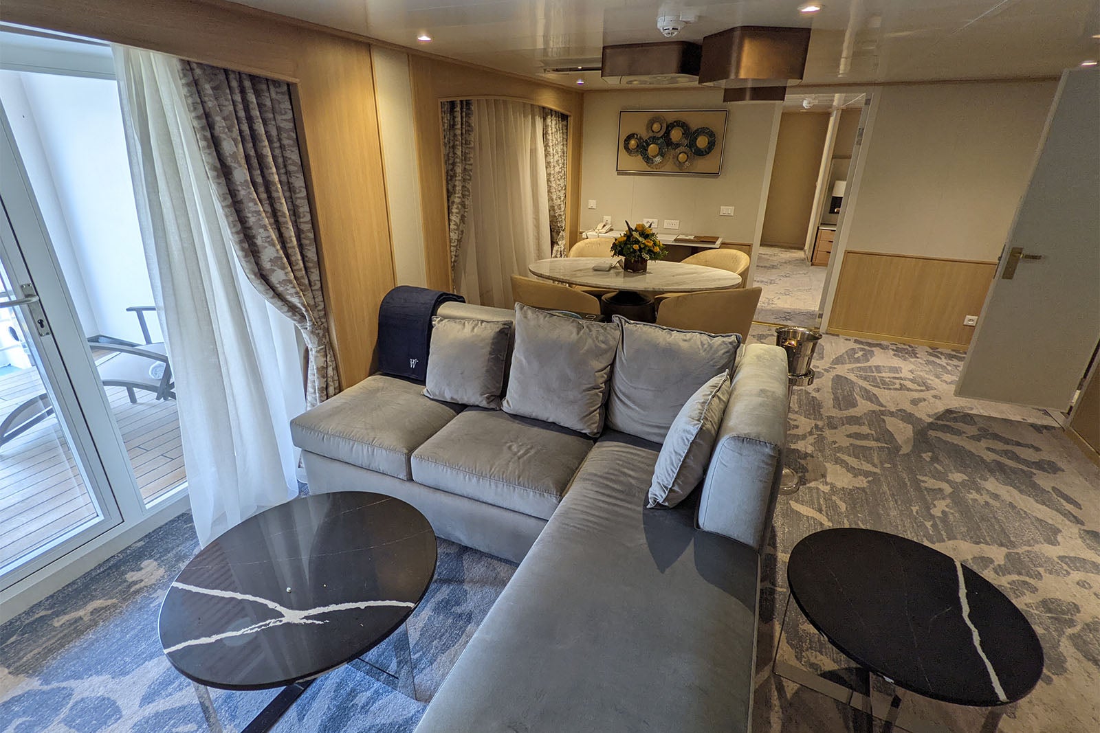 Living room of Owner's Suite on Star Pride cruise ship