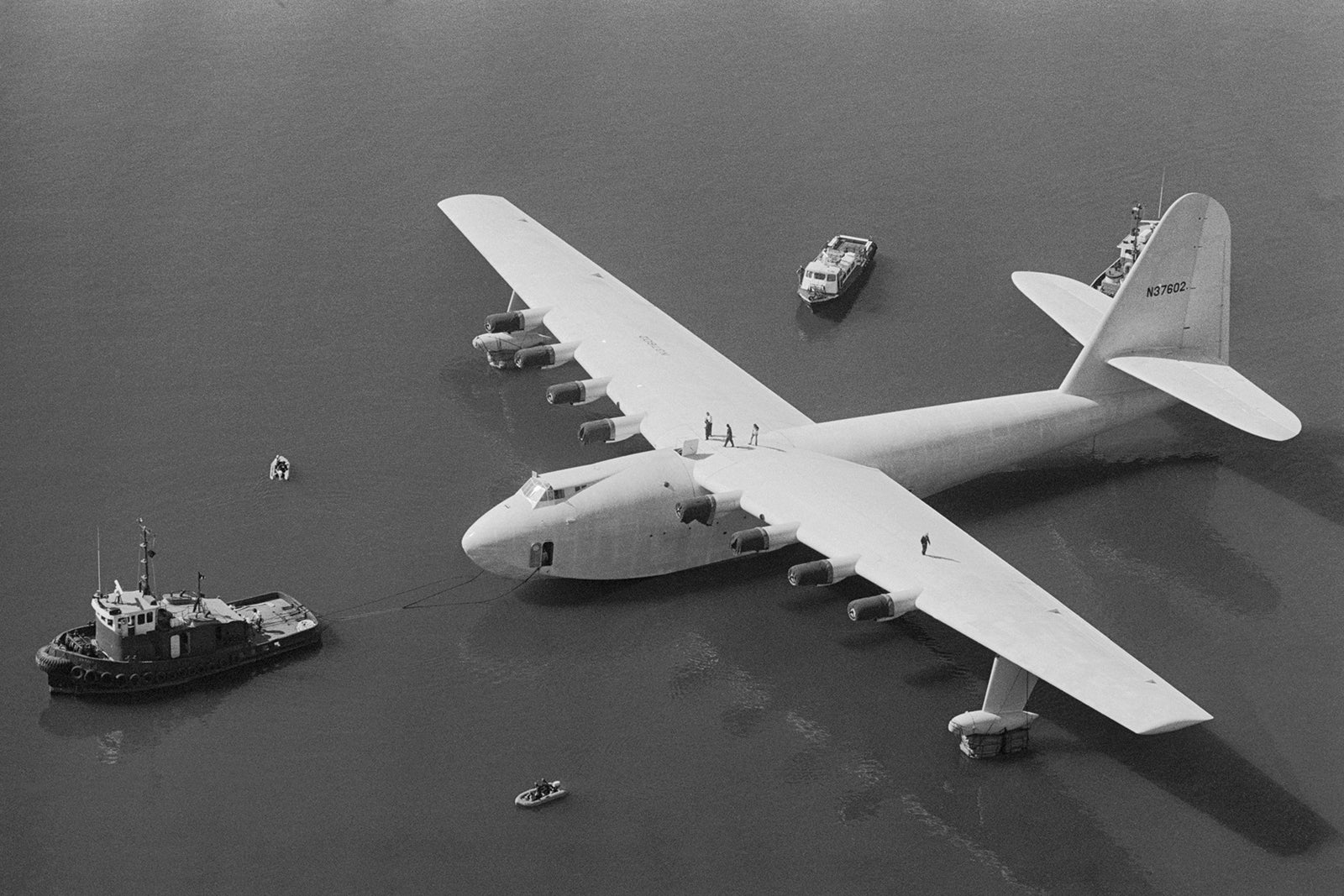 Howard Hughes' "Spruce Goose"