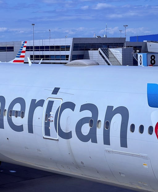 How to earn miles in the American Airlines AAdvantage program