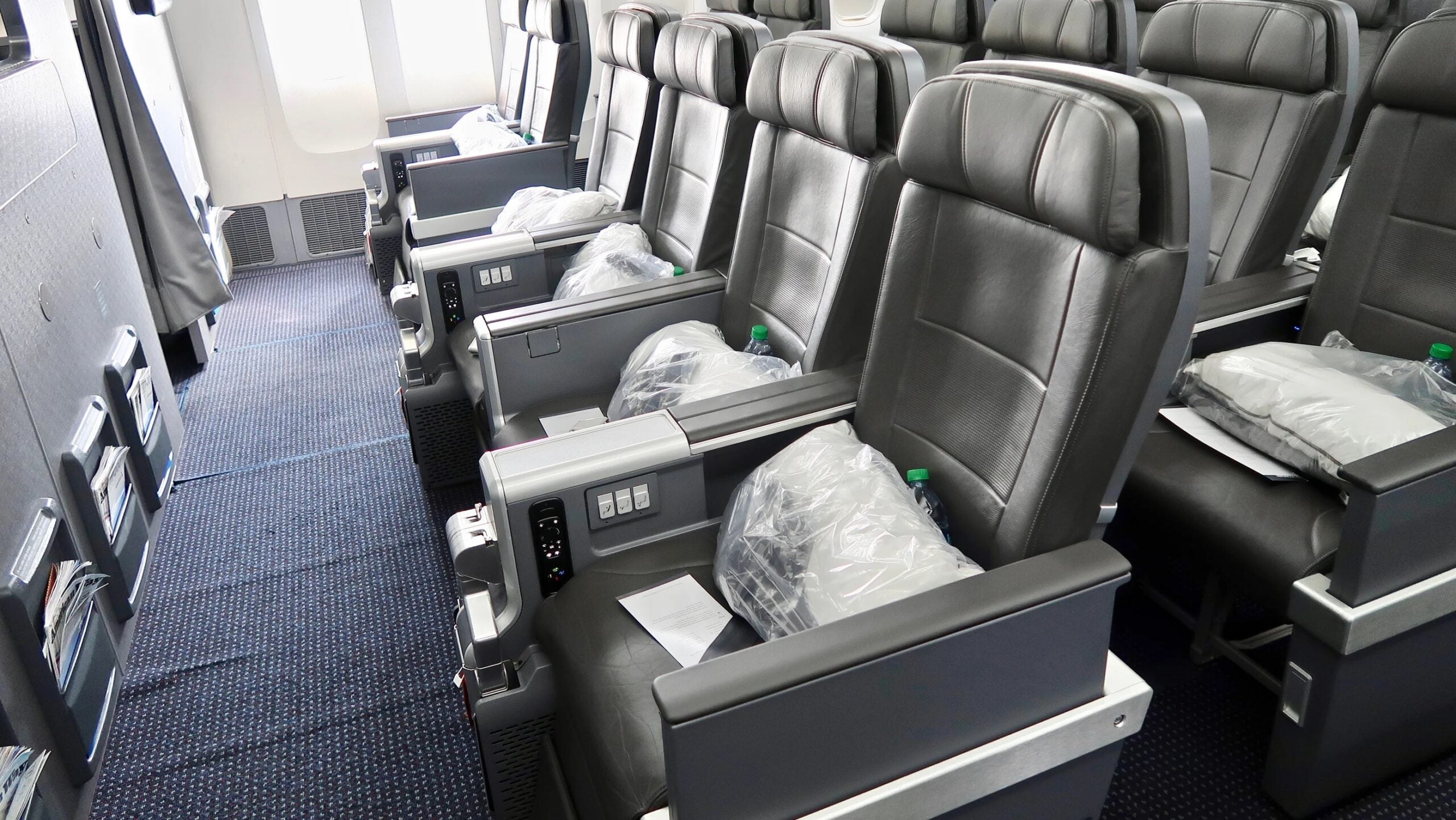 Premium economy vs. business class: What are the differences? - The Points  Guy