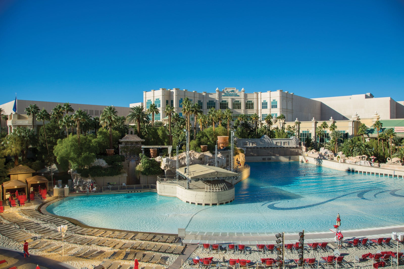 Mandalay Bay Pool Las Vegas Guide - Prices and Hours [2022]