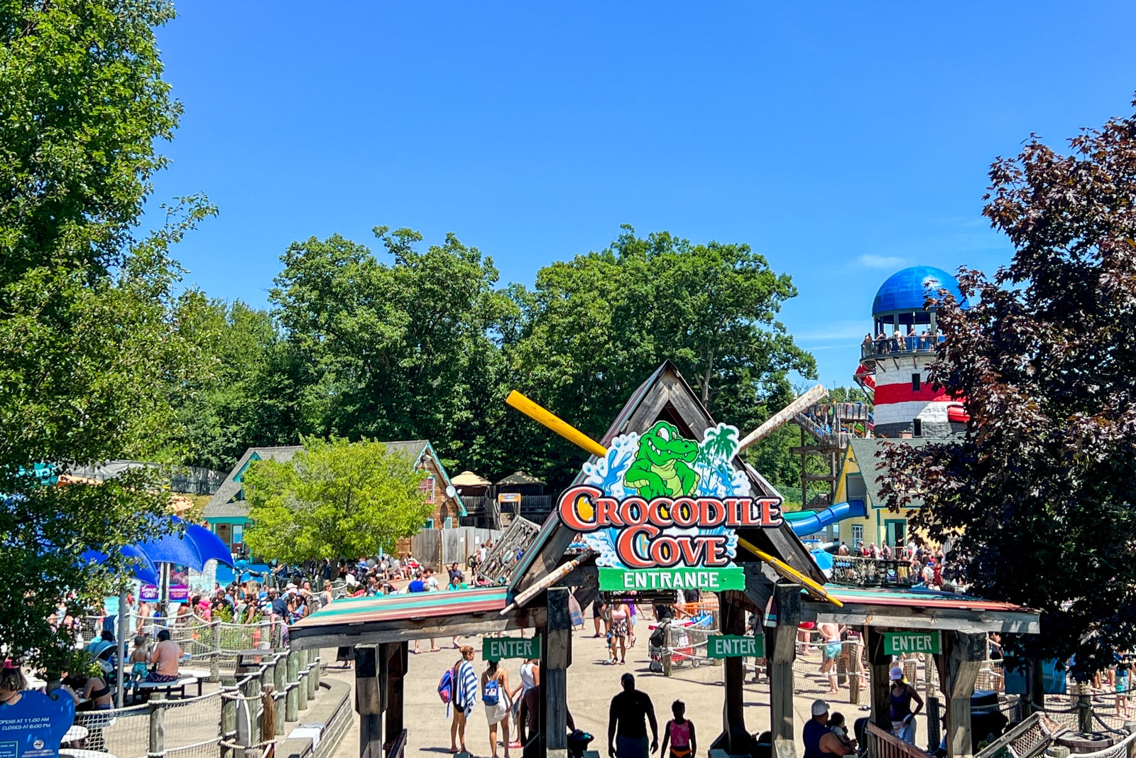 Visiting America’s oldest theme park: Lake Compounce - The Points Guy