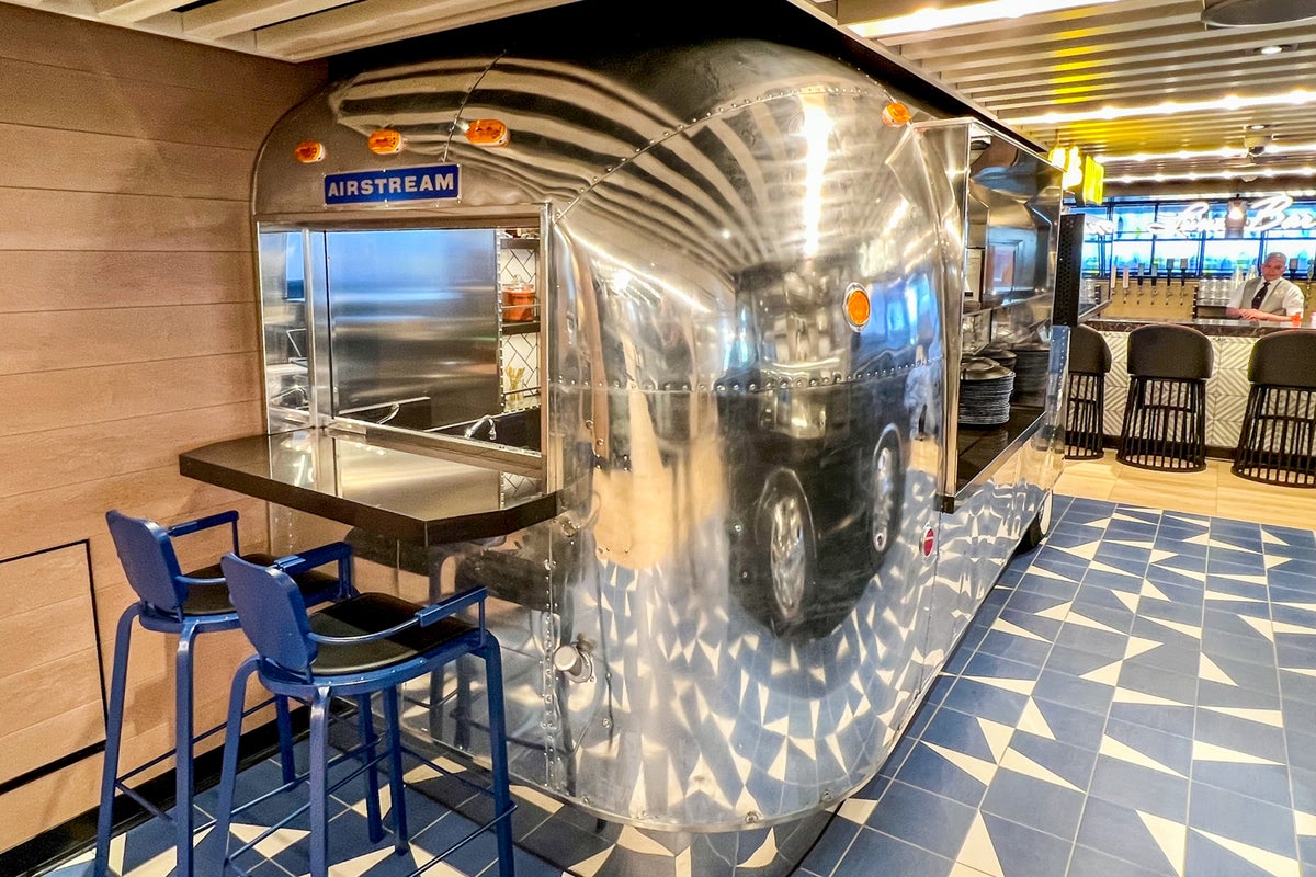 I tested 32 dishes at Norwegian Cruise Line's new Indulge Food Hall