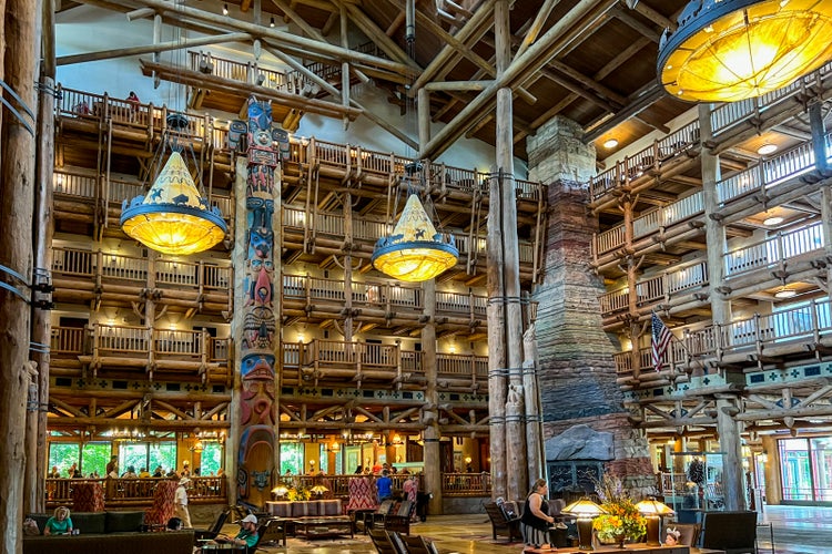 20220829_Disneys-Wilderness-Lodge_SHull_3.jpg