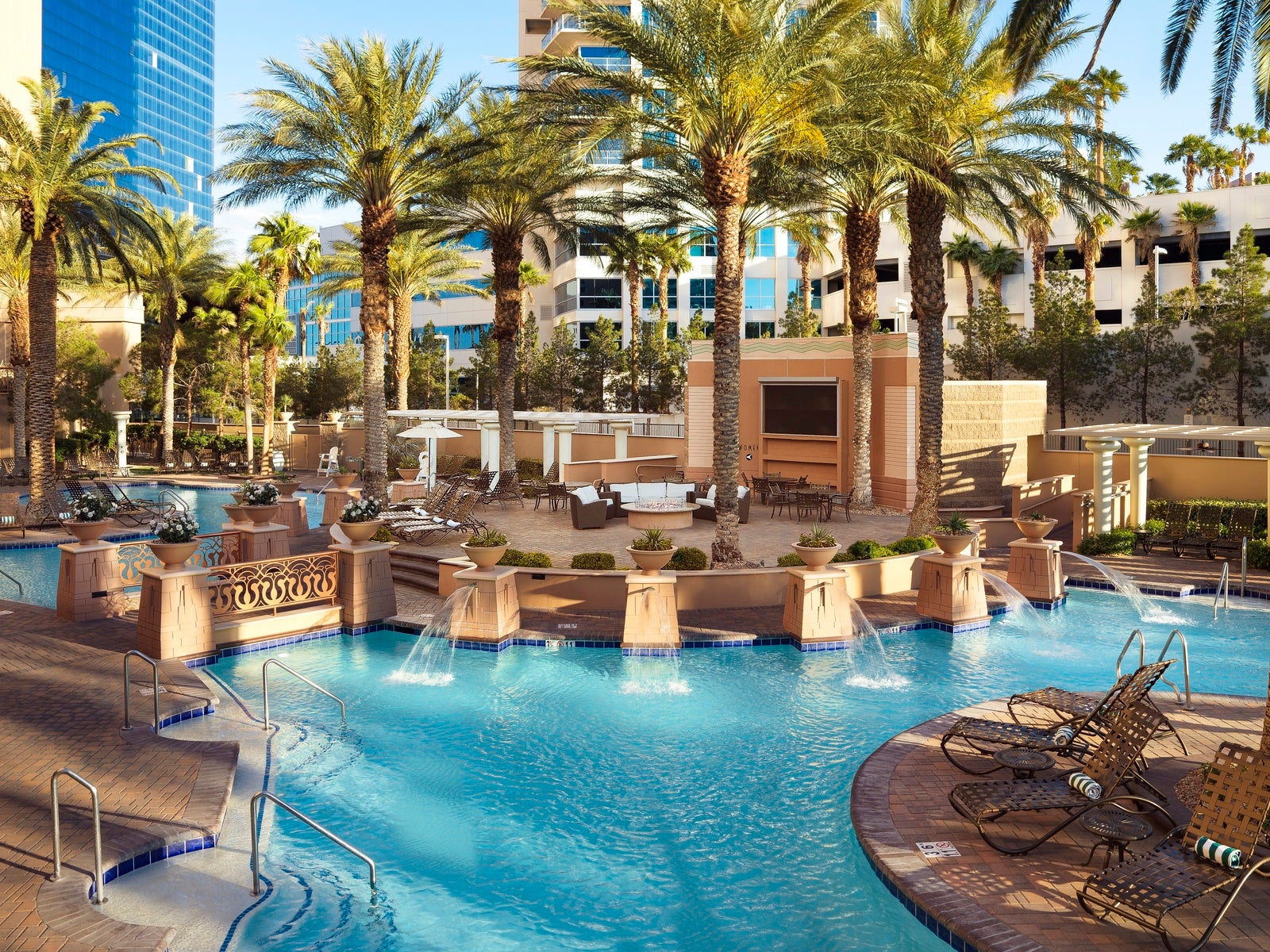 The 17 best hotel pools in Las Vegas, from adults-only to family-friendly -  The Points Guy