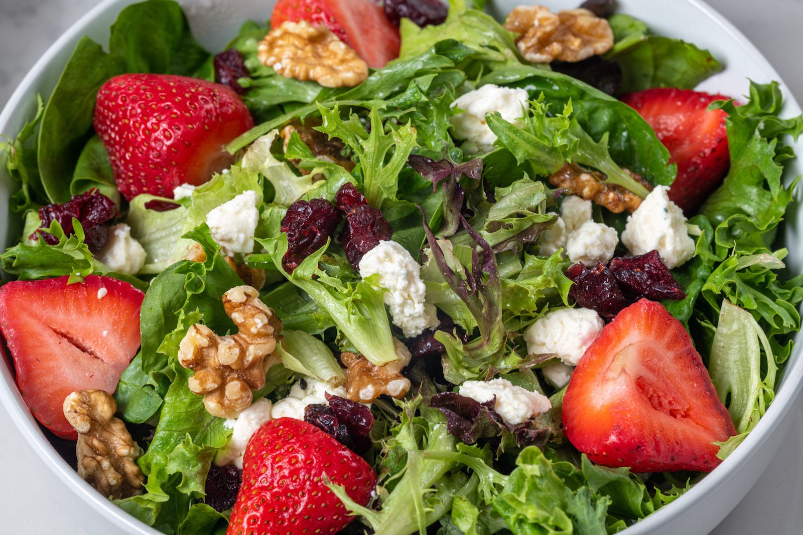 Amtrak launches new menu items aboard select trains — including hot