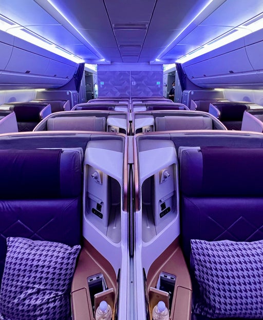 How to fly Singapore Airlines business class to Europe this summer for less than 57K credit card points or miles