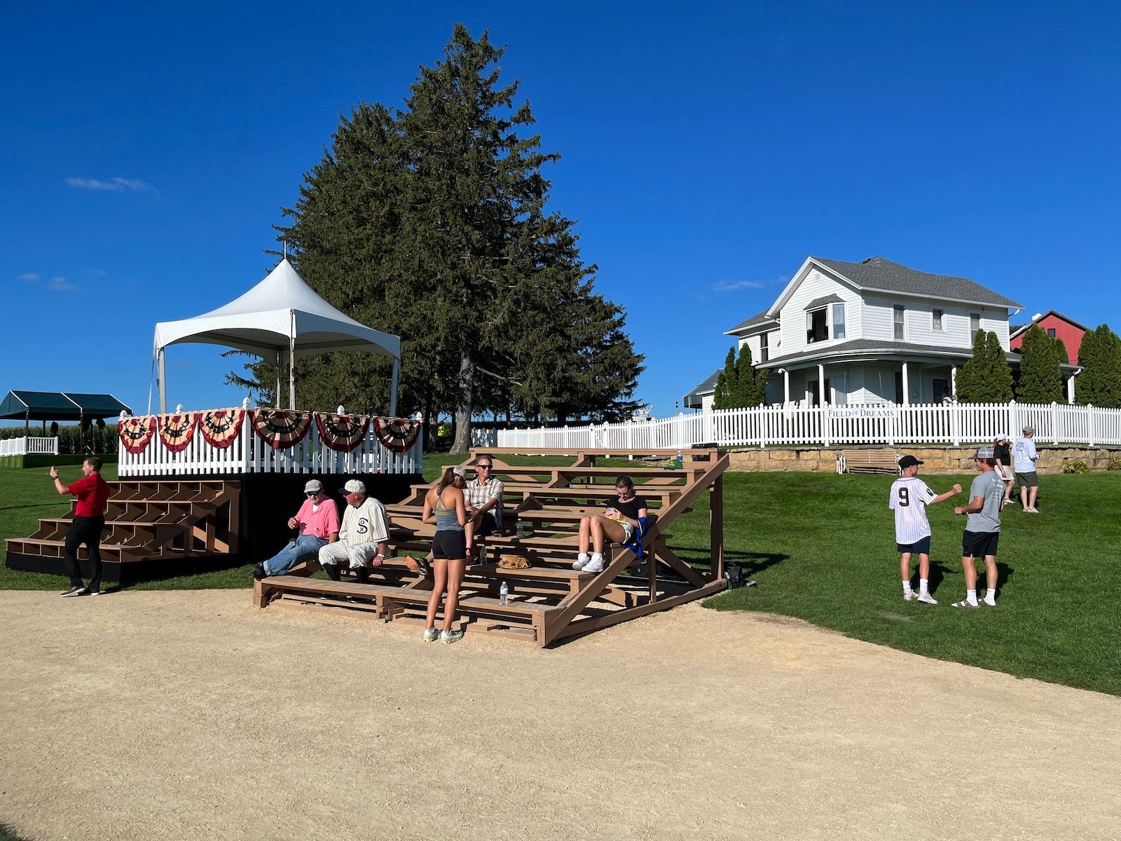 What's it Like to Visit Field of Dreams in Iowa? + Top Tips