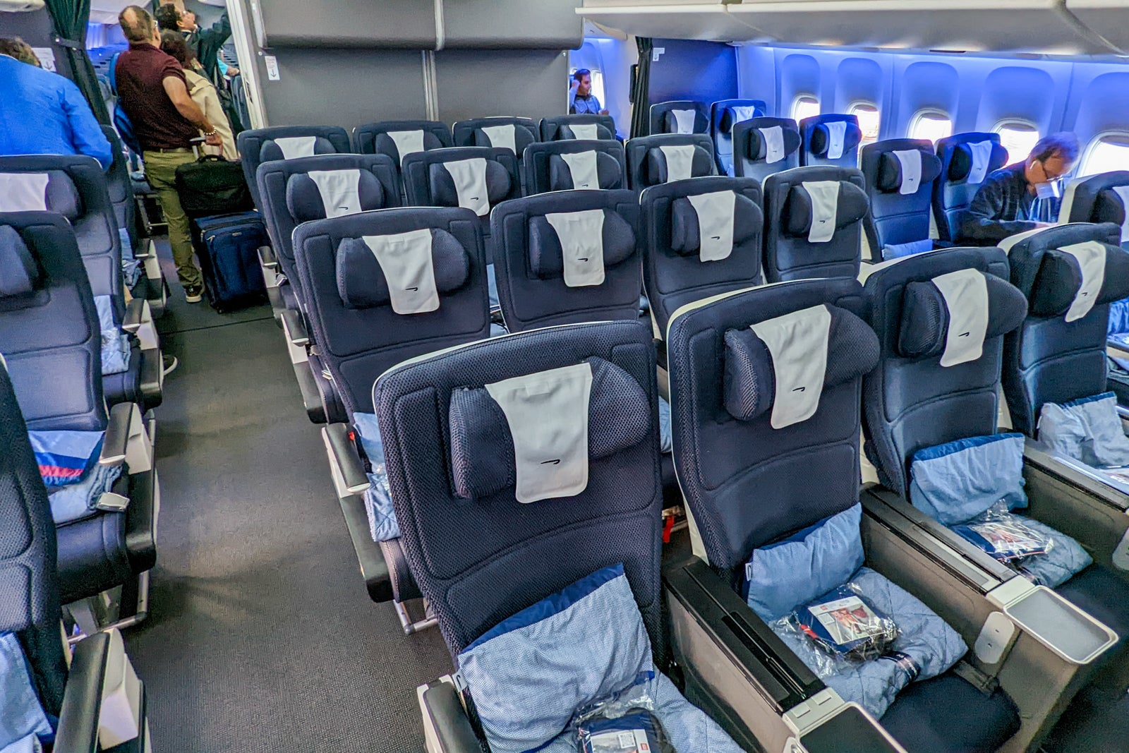 world traveller plus review 787