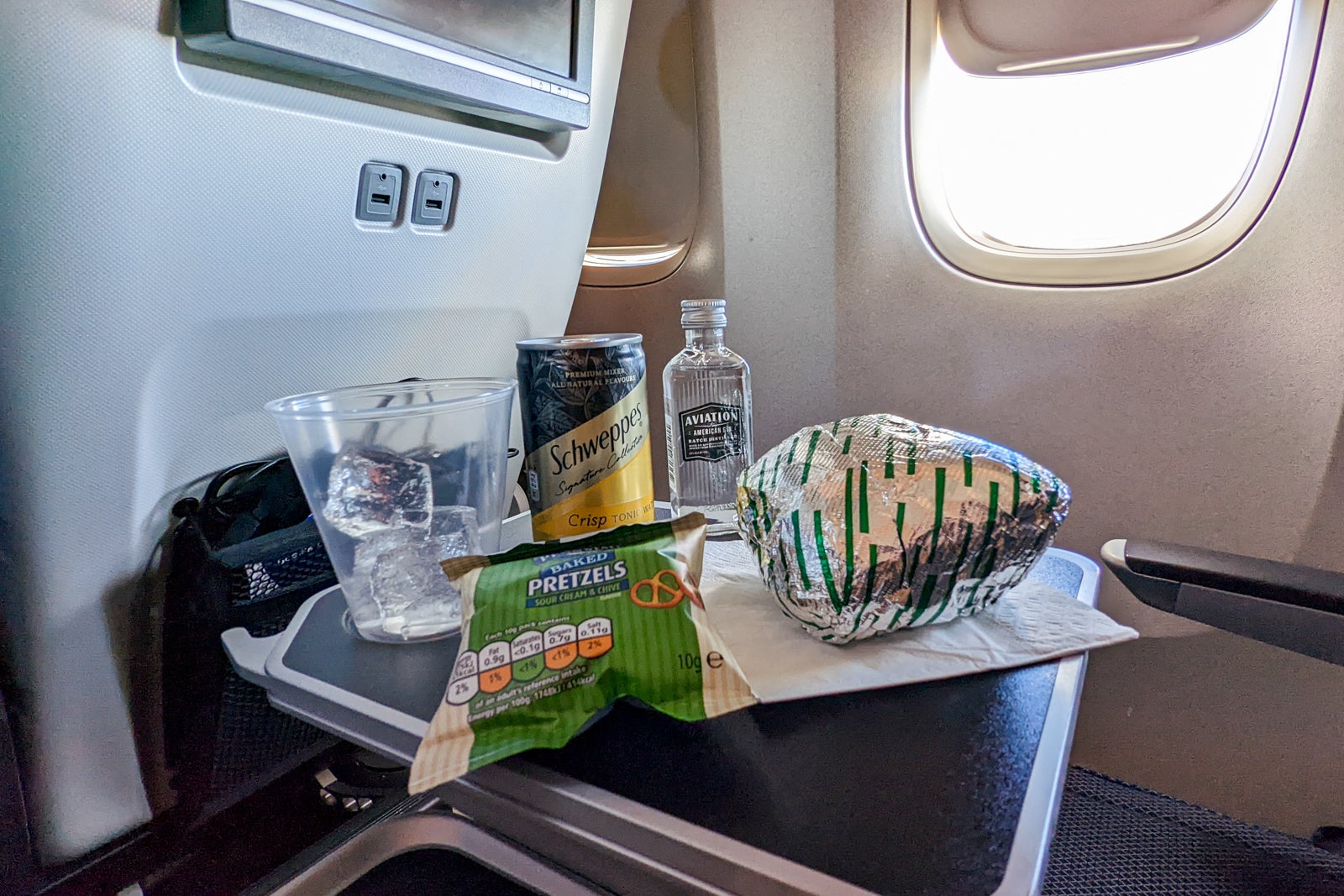 british airways world traveller food