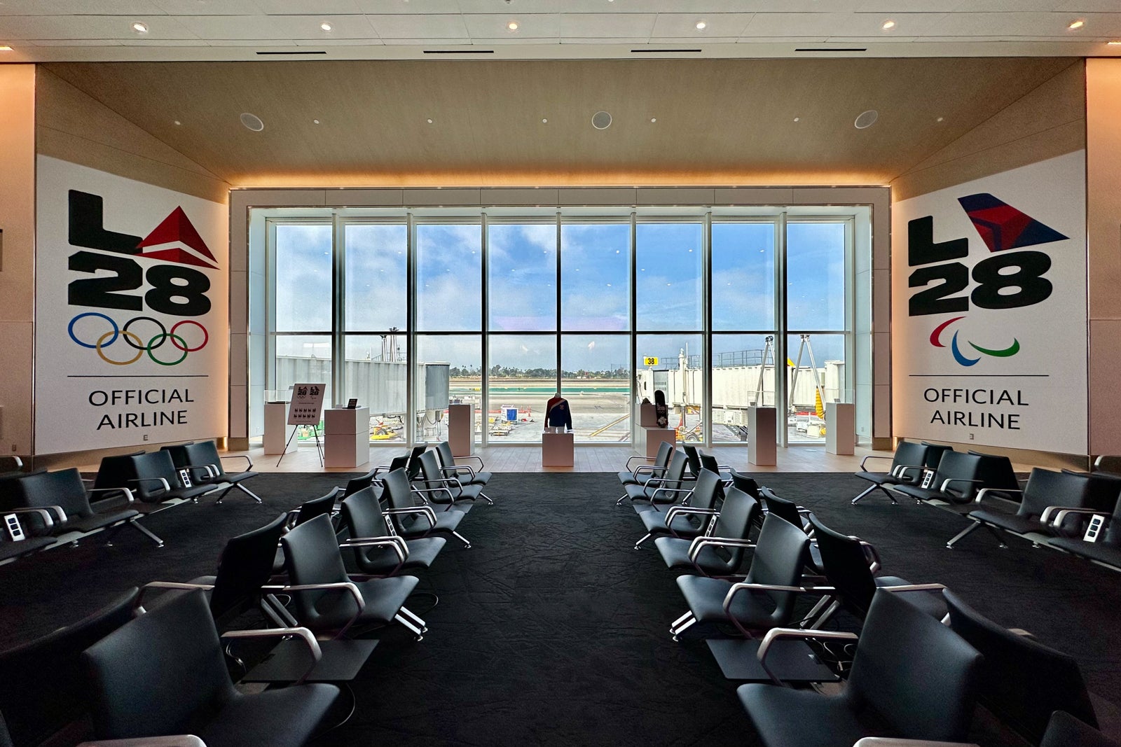 This Newly Opened Airport Haven Takes Luxury to Soaring Heights