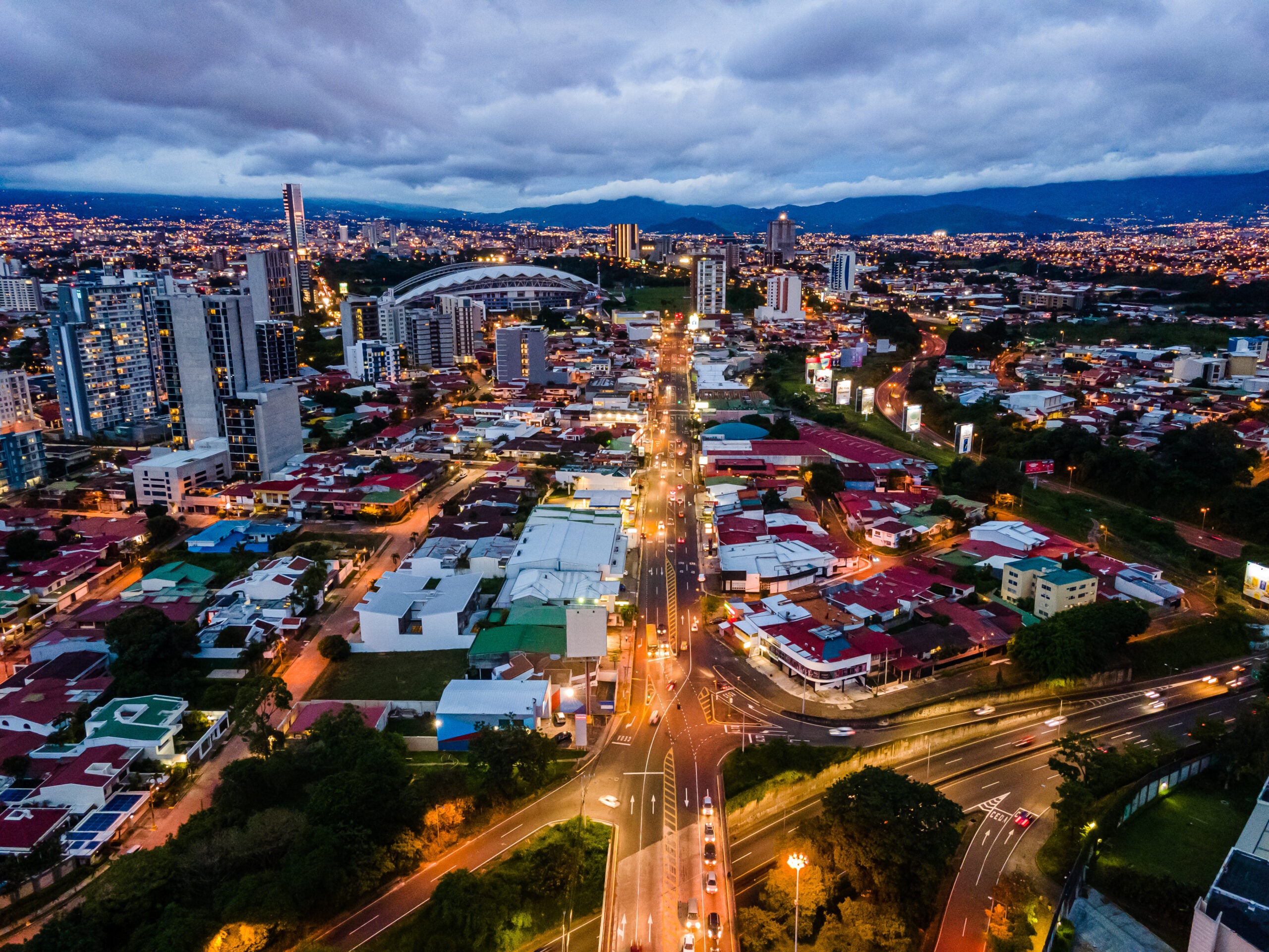 Photo of Vuelos de ida y vuelta a Costa Rica desde múltiples ciudades de EE. UU. desde $296