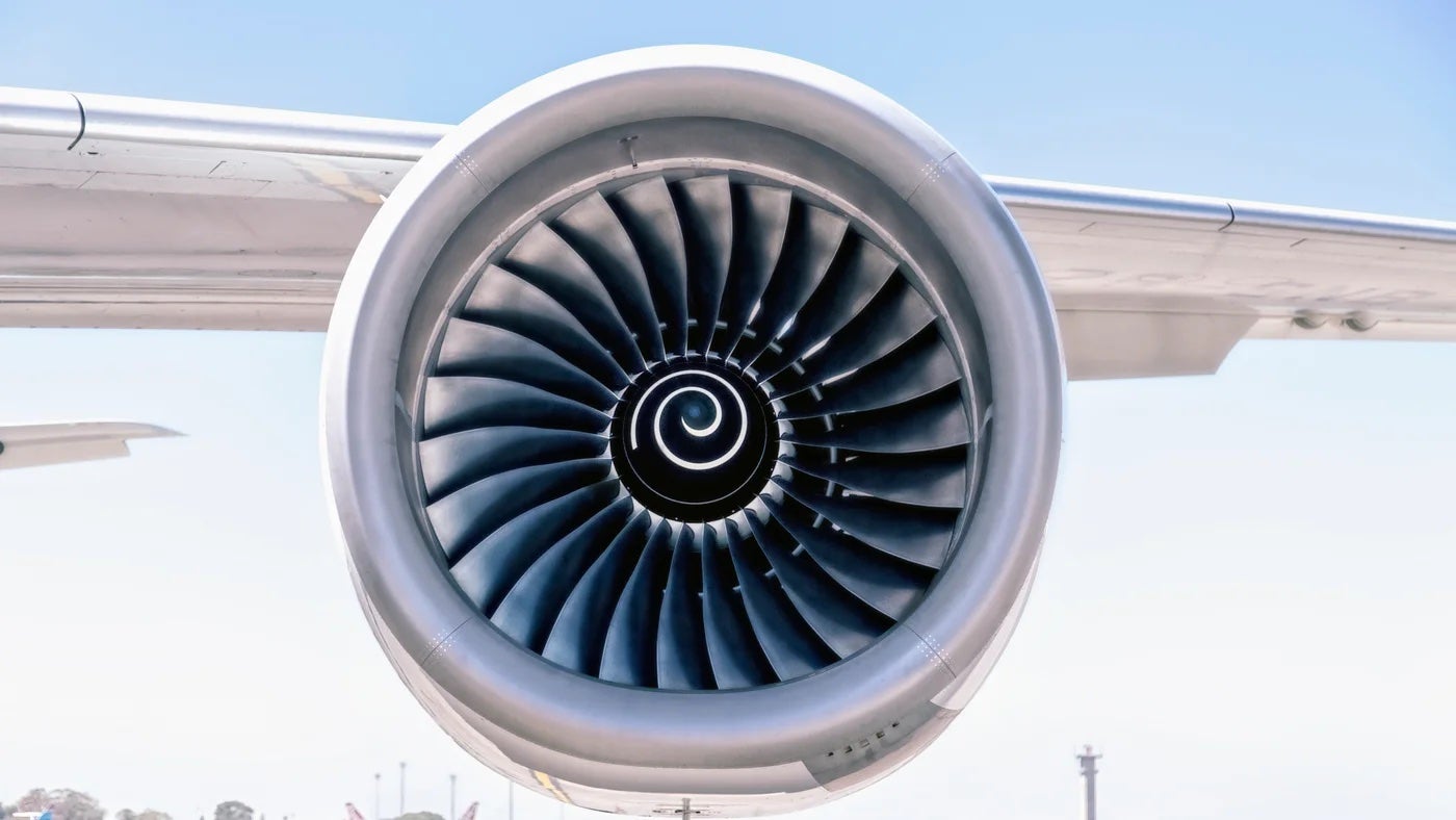 How do pilots know when airplane engines aren’t performing correctly?