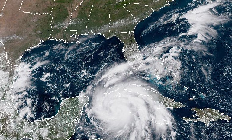 florida cruise ships hurricane