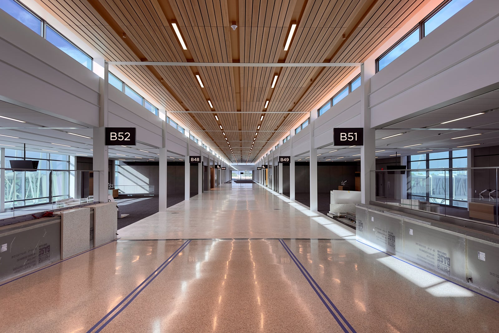 Shops & Dining  Kansas City International Airport