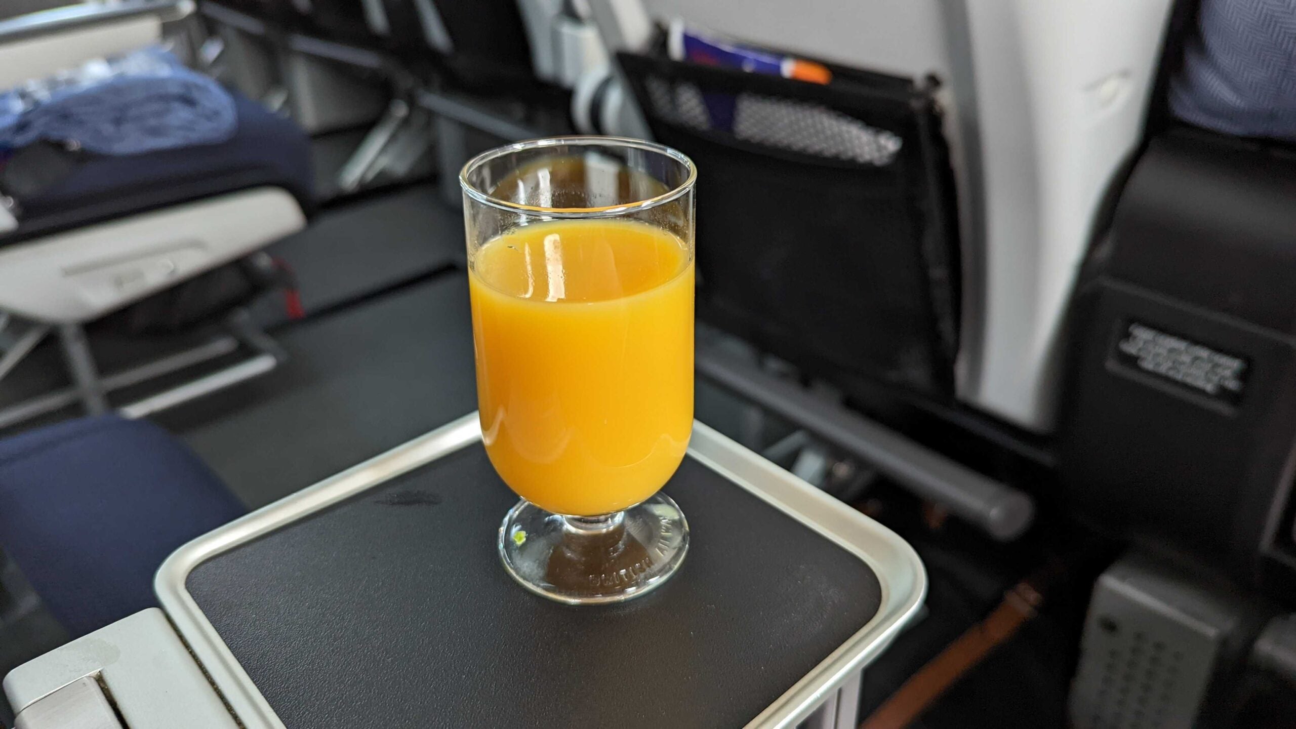 british airways world traveller food