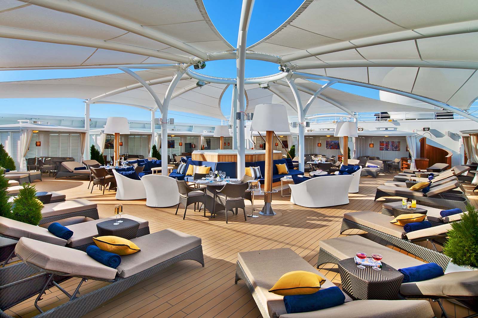 Ultimate guide to cruise ship cabanas