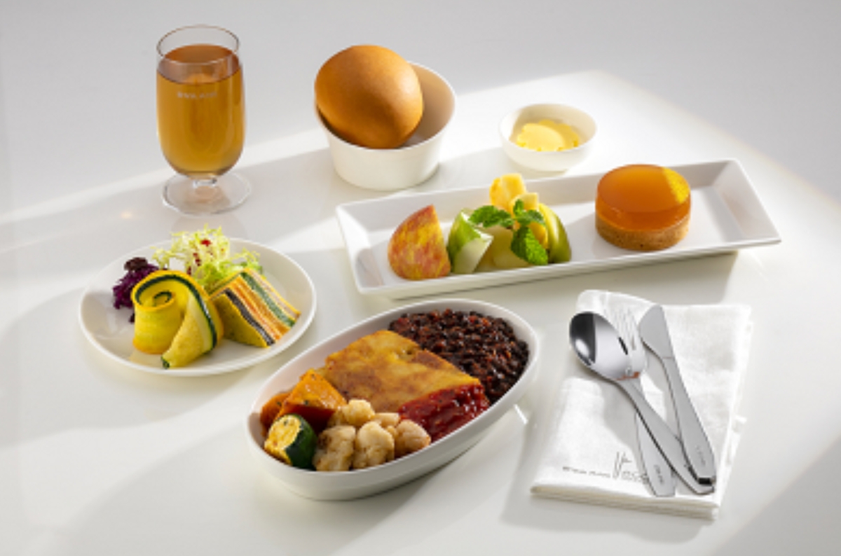 EVA Air will soon allow passengers in coach to purchase business and