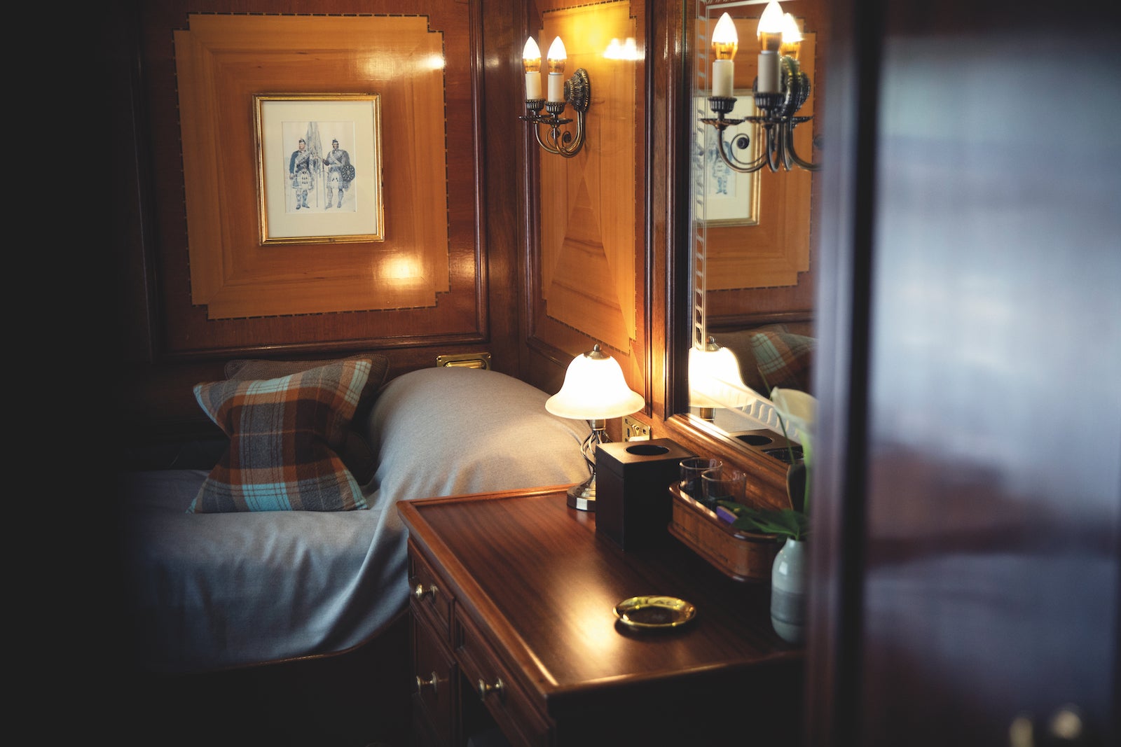 luxury train trips around the world