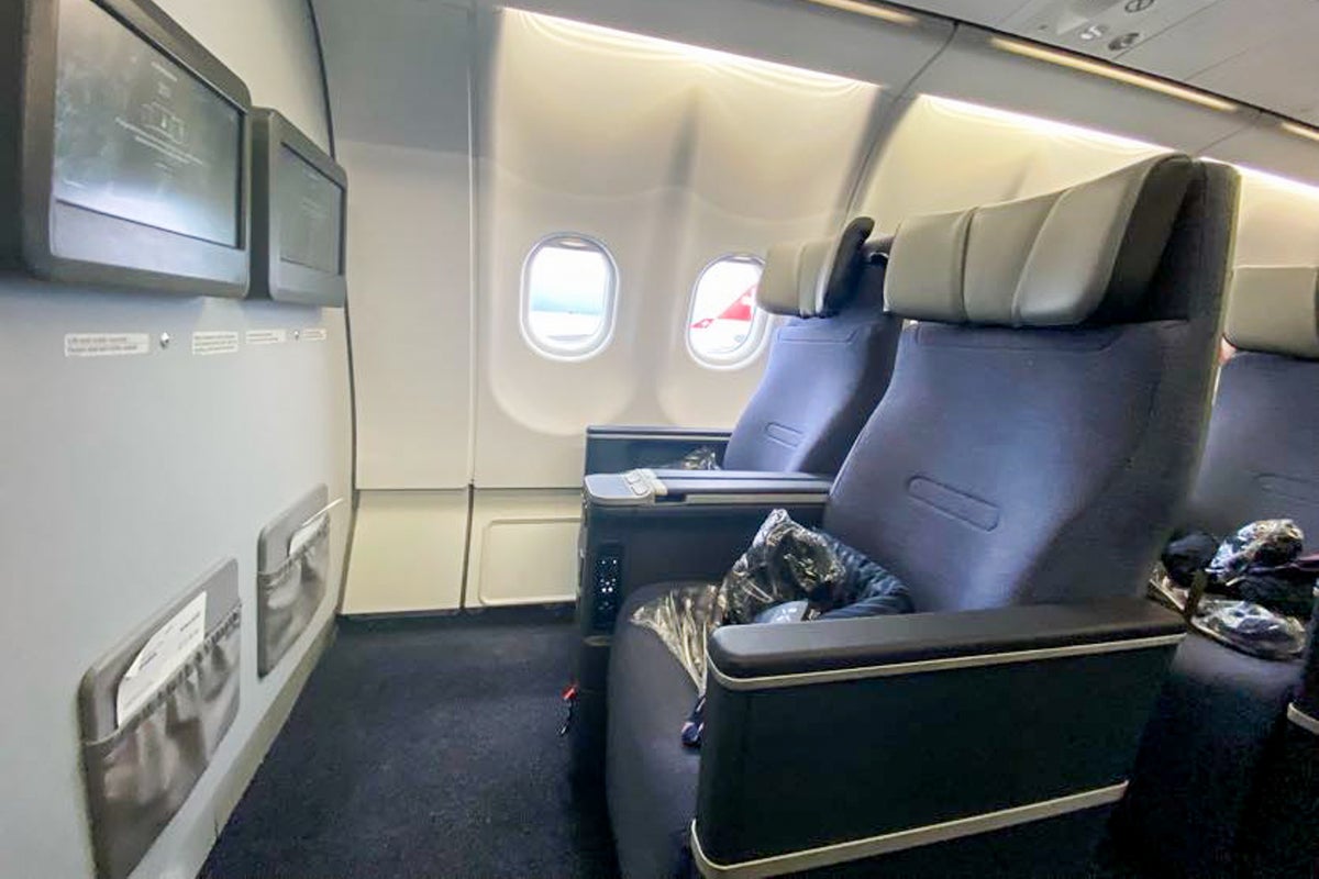 Finnair premium economy comparison: Airbus A330 vs. A350 - The Points Guy