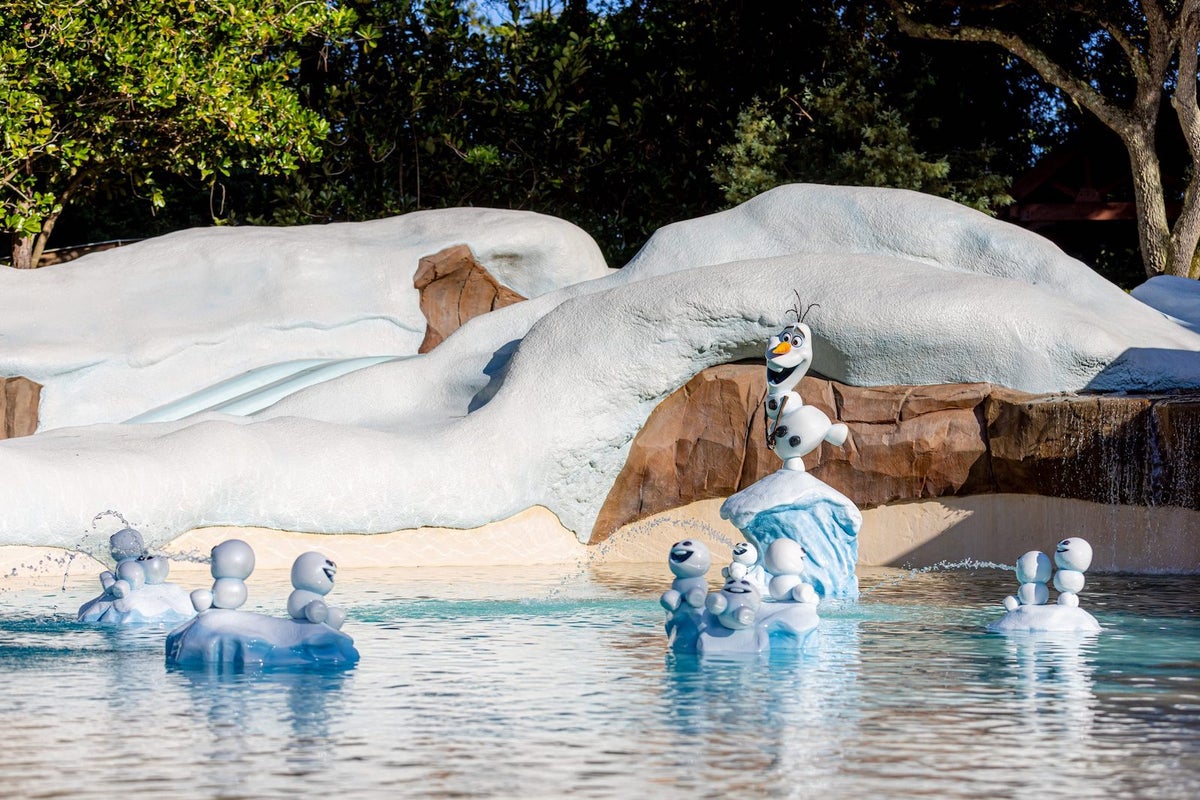 Typhoon Lagoon vs. Blizzard Beach: Disney water park guide - The Points Guy