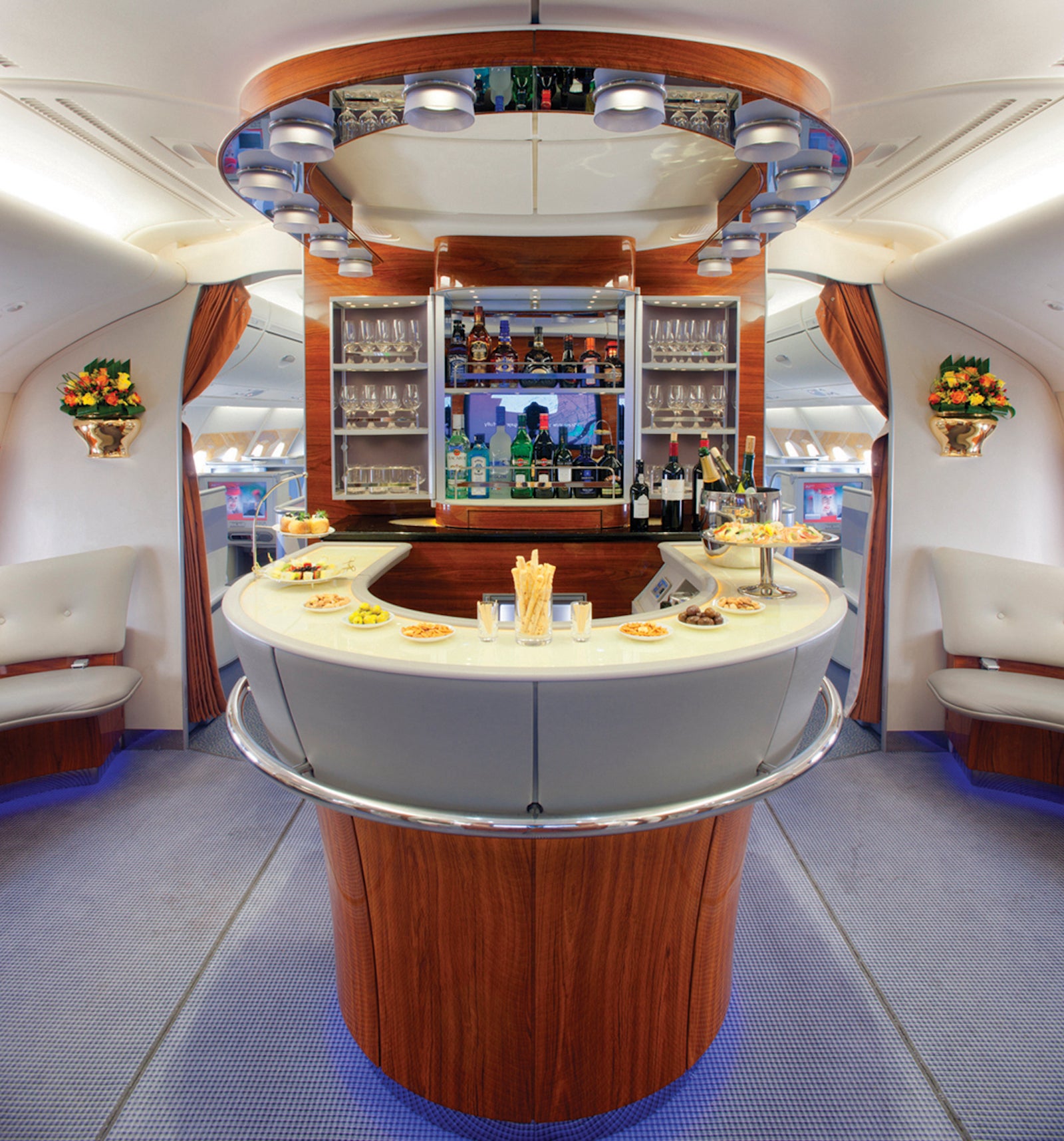 airbus a380 emirates bar
