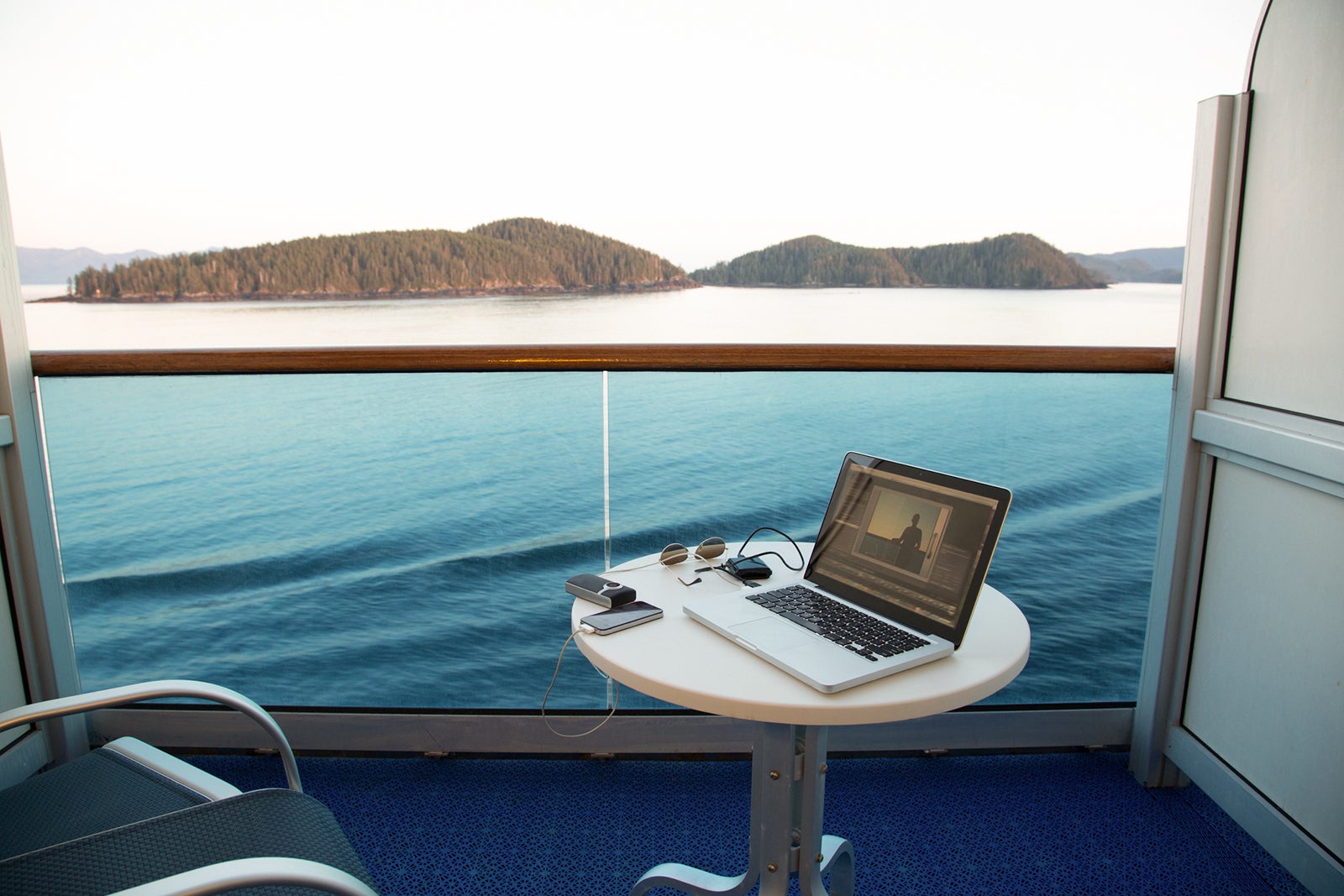 A line-by-line guide to internet access at sea - The Points Guy