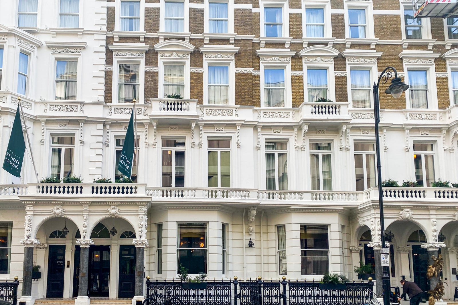 13 issues to learn about London’s Different Home resort and personal membership