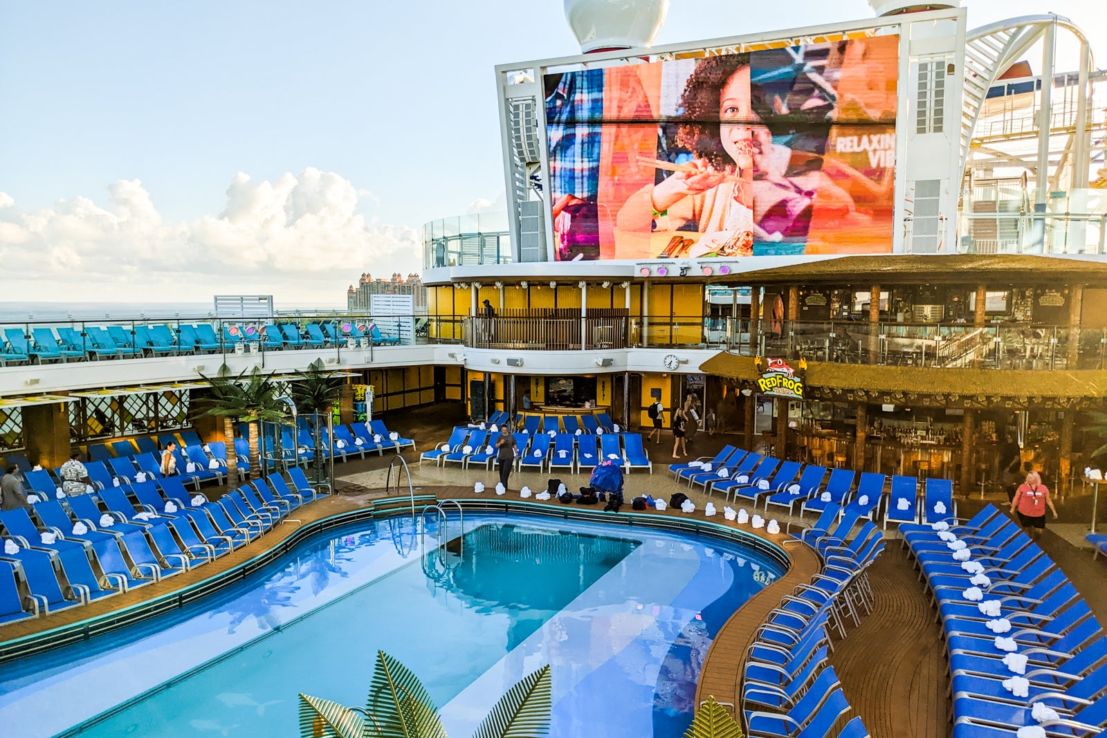 guy on cruise ship all alone