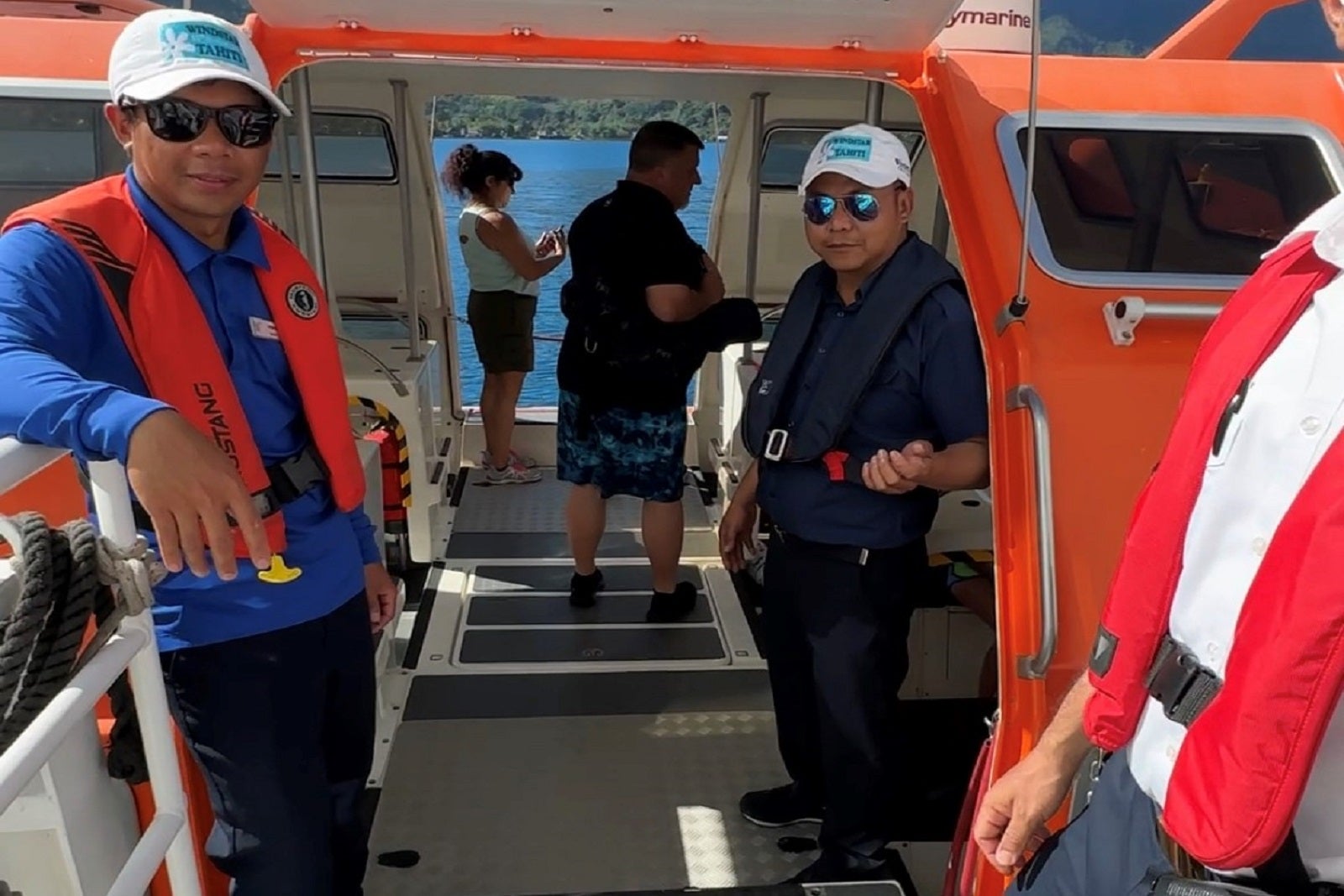 how long does it take to disembark a cruise ship