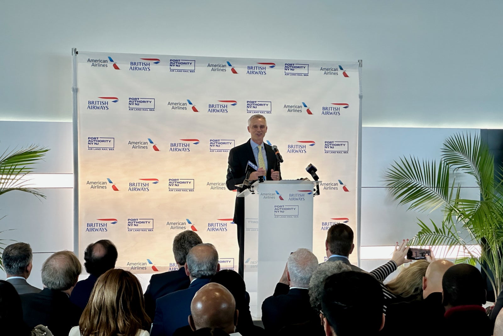 American Airlines, British Airways unveil 3 lounges in JFK's